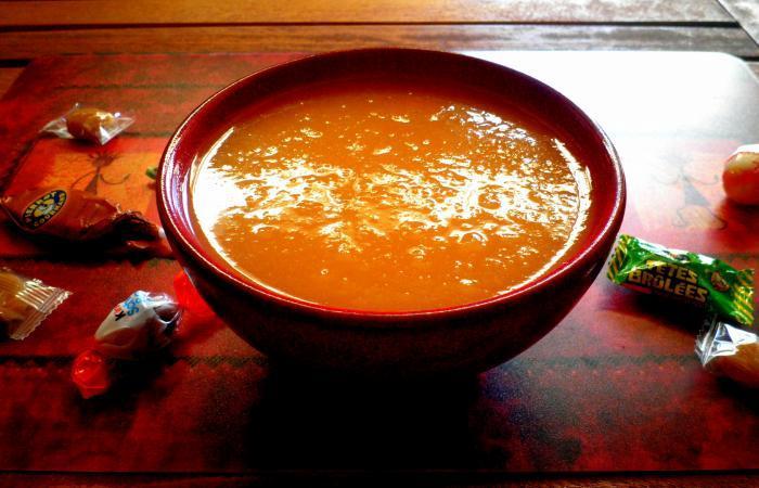 Rgime Dukan (recette minceur) : Soupe d'Halloween ( la citrouille) #dukan https://www.proteinaute.com/recette-soupe-d-halloween-a-la-citrouille-11138.html