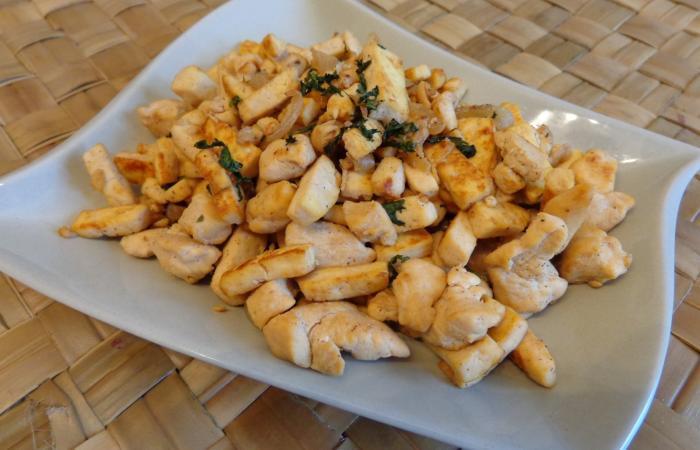 Rgime Dukan (recette minceur) : Pole au tofu et poulet faon asiatique #dukan https://www.proteinaute.com/recette-poelee-au-tofu-et-poulet-facon-asiatique-11184.html