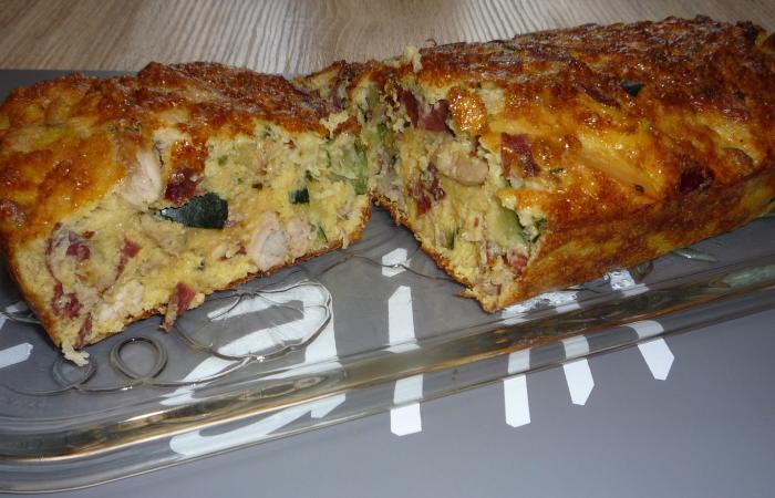 Cake moelleux poulet/grison/courgettes/poivrons
