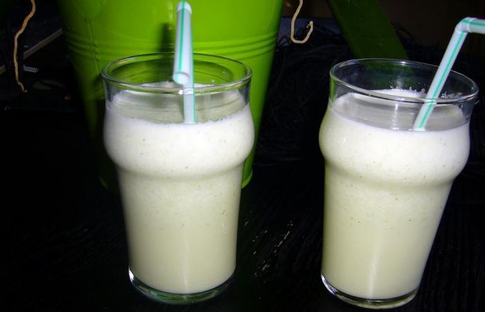 Soupe milk-shake au concombre et  la menthe