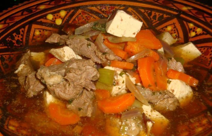 Rgime Dukan (recette minceur) : Soupe boeuf tofu carotte #dukan https://www.proteinaute.com/recette-soupe-boeuf-tofu-carotte-3342.html