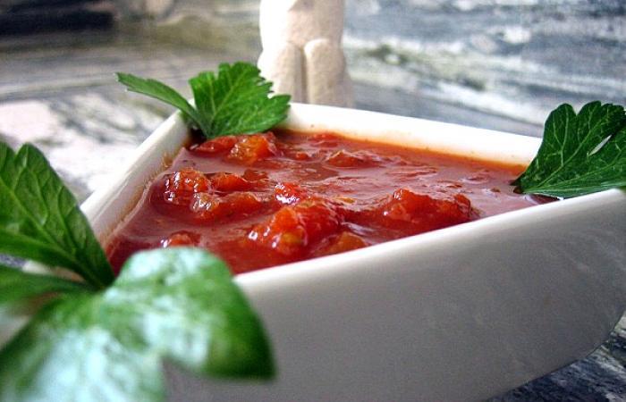 Rgime Dukan (recette minceur) : Sauce tomates maison #dukan https://www.proteinaute.com/recette-sauce-tomates-maison-6578.html