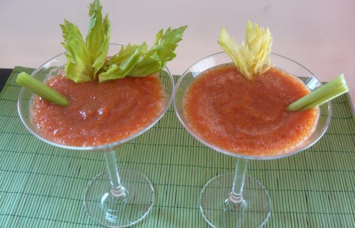 Cocktail Virgin Mary / bloody Mary (jus de tomate au cleri)