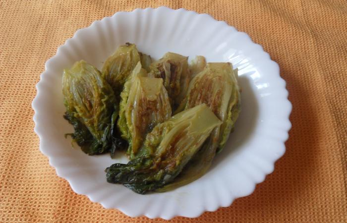 Rgime Dukan (recette minceur) : Salade Sucrine braises  #dukan https://www.proteinaute.com/recette-salade-sucrine-braisees-11863.html