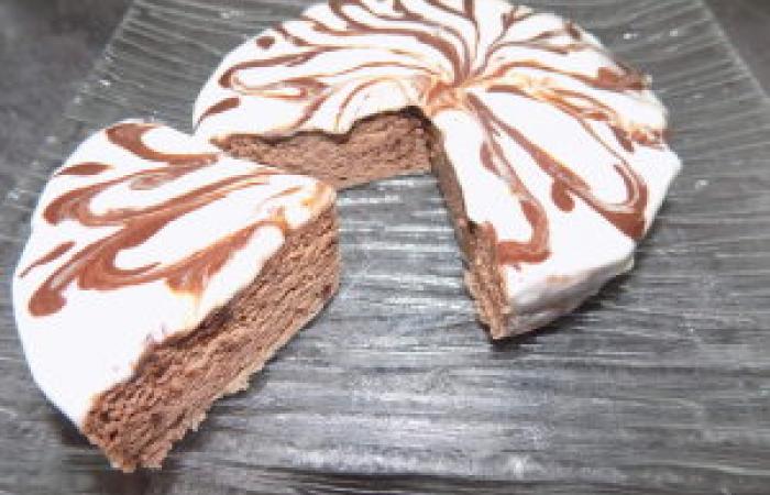Rgime Dukan (recette minceur) : Cheesecake chocolat blanc et pralin  #dukan https://www.proteinaute.com/recette-cheesecake-chocolat-blanc-et-praline-12753.html