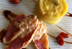 Photo Dukan Filets de rougets sauce citronne aux chalotes, pure de panais et tomates confites 