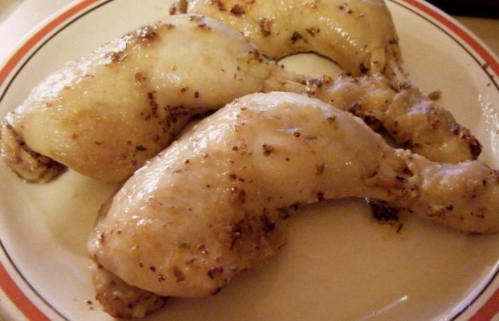Rgime Dukan (recette minceur) : Cuisse de poulet  la provenale #dukan https://www.proteinaute.com/recette-cuisse-de-poulet-a-la-provencale-2515.html