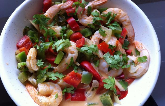 Rgime Dukan (recette minceur) : Curry rouge Tha aux crevettes #dukan https://www.proteinaute.com/recette-curry-rouge-thai-aux-crevettes-5059.html