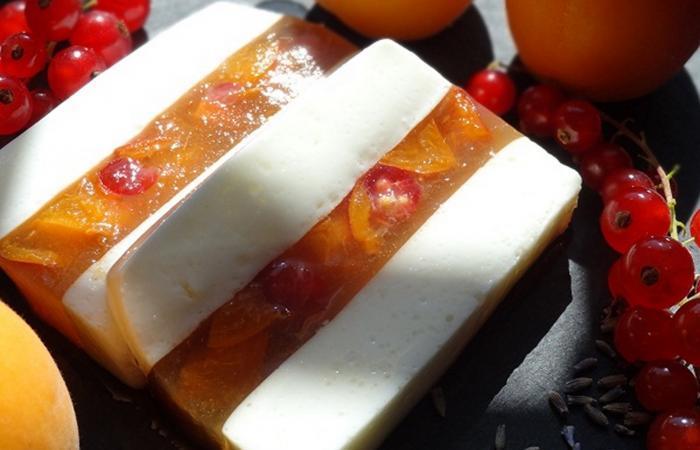 Rgime Dukan (recette minceur) : Fondant provenal aux abricots en gele de verveine #dukan https://www.proteinaute.com/recette-fondant-provencal-aux-abricots-en-gelee-de-verveine-8996.html